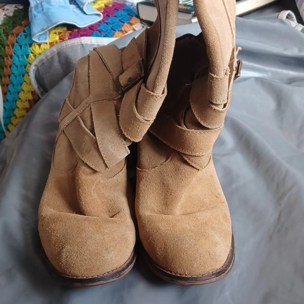 Rocket Dog Tan Suede Mid Calf Boots, Sz 7.5